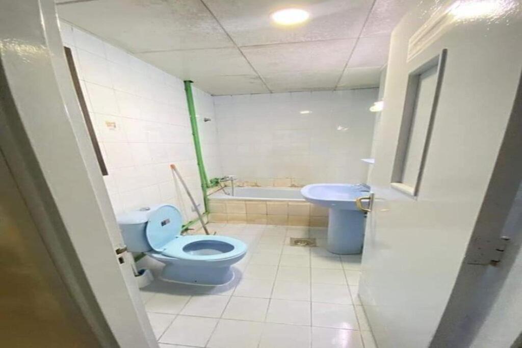 Single Room Near "World Trade Centre&Beach" Abudhabi Abu Dhabi Exterior foto